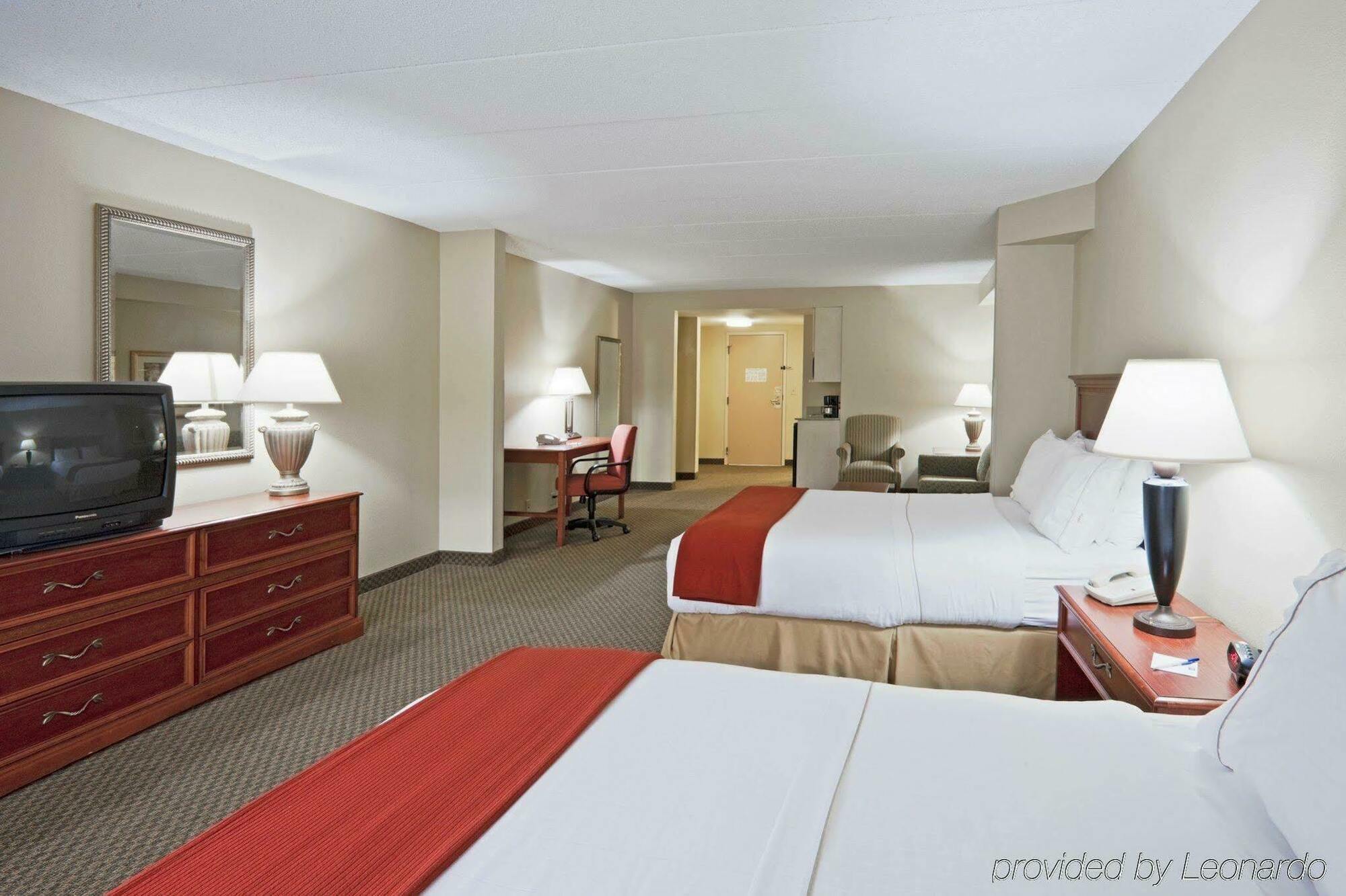 Holiday Inn Express Hotel & Suites Fort Wayne By Ihg Ellisville Экстерьер фото